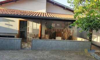 Imagem: Casa com 3 dormitórios duas suítes à