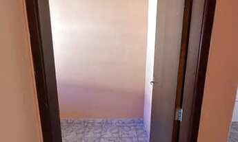 Imagem 6: Alugo kitnet com 2 quartos no setor Viégas, próximo ao ginásio de esportes. Luzia?nia/GO