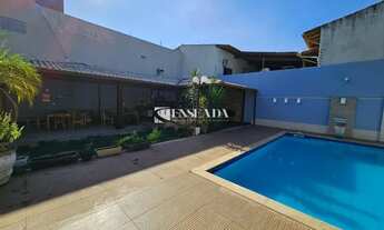 Imagem 2: Linda casa com 300 m² de área construída e 660m² de terreno, próximo ao canal de Jardim da