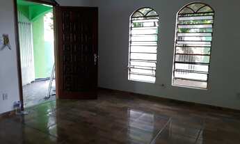 Imagem 2: Alugo Particular Casa Grande perto do centro jardim ideal