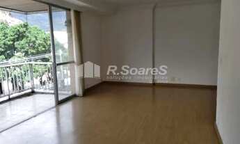 Imagem 4: Apartamento com 3 quartos , sendo um, suíte , na Rua Barão de Mesquita - Tijuca