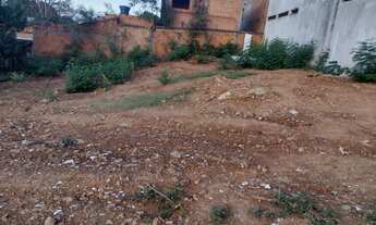 Imagem: Vende se lotes