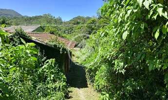 Imagem 5: Mini sítio com casa faltando somente acabamento, 2300m², Prata dos Aredes, Teresópolis/RJ