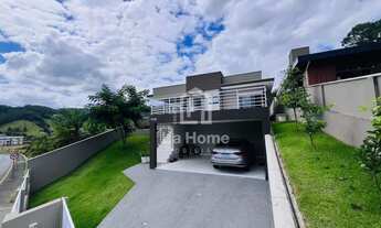 Imagem 3: Casa com 3 dormitórios sendo 1 suíte com closet, 2 vagas de garagem à venda em Pomerode, B