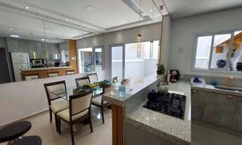 Imagem: Casa Sobrado á Venda localizado no Bairro