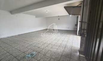 Imagem 4: Casa para Venda em Regente Feijó, Centro, 3 dormitórios, 1 suíte, 1 banheiro, 3 vagas