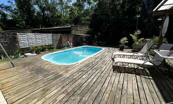 Imagem 2: Casa a venda 2 quartos Piscina Semimobiliada Primeira Linha