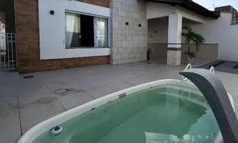 Imagem 2: Venda - Casa com Piscina e Área Gourmet no Araçagy