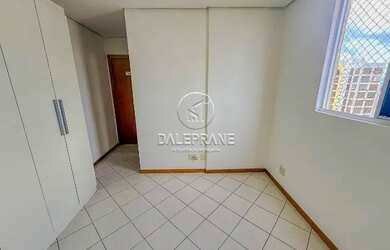 Imagem 3: 2 quartos, 1 suíte, 2 vagas soltas, andar alto e vista livre no Residencial Donatello