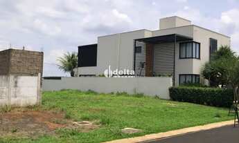 Imagem: Terreno no Condomínio Varanda Sul disponível