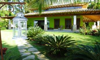 Imagem 2: Mansão de luxo de frente para praia para venda dentro de condomínio em Angra dos Reis