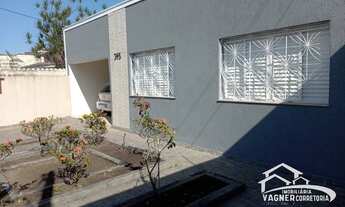 Imagem: Casa 05 quartos no Bairro Cabelinha a venda