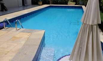 Imagem 2: Casa térrea no condomínio Casa Grande de Aldeia, com boa parte da mobília