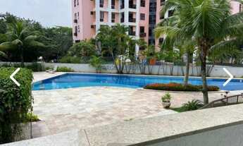 Imagem 4: Flat com 2 Quartos e 2 banheiros.Imóvel arejado e mobiliado(camas, TV, sofá, frigobar e cl