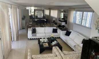 Imagem 6: Apartamento para venda tem 304 metros quadrados com 3 suíte em Vila Sofia - São Paulo - SP