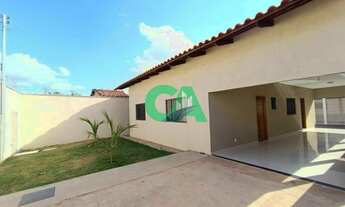 Imagem 3: Casa sozinha no lote, todas no porcelanato, espaço gourmet ,04 quartos com suíte ,Toda na