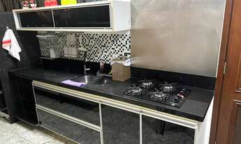 Imagem 3: Cód: 1129 Alugo apartamento no calhau de 3 quartos vista mar