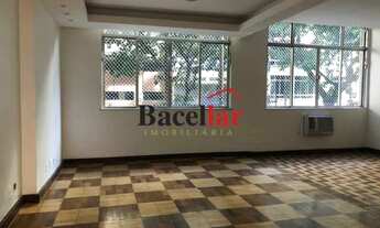 Imagem: APARTAMENTO EM RUA NOBRE, PLANTA DIFERENCIADA