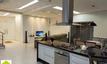 Imagem 7: Casa em Condomínio para Venda em Tatuí, Condominio Monte Verde, 3 dormitórios, 1 suíte, 4