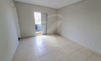 Imagem 2: Casa com 2 quartos, sala, cozinha, 2 banheiros, 2 vagas de garagem