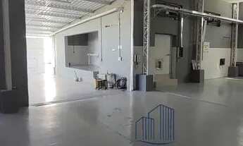 Imagem: Prédio comercial / industrial paralelo