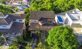 Imagem 3: Casa com 4 dormitórios à venda, 485 m² por R$ 2.200.000,00 - Piratininga - Niterói/RJ