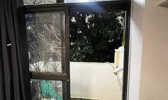 Imagem 2: Kitnet mobilhada com varanda