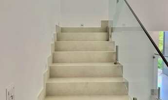 Imagem 7: Mansão em Alphaville condomínio vila Solaia 5 suítes casa nova