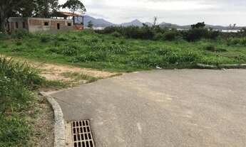 Imagem 3: Terrenão na Praia Jaconé Rua Asfaltada próximo Lagoa RGI Licença Ambiental