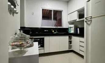 Imagem 2: Casa duplex no condomínio Recanto das Ilhas Colina de Laranjeiras