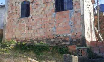 Imagem: Vendo casa com terreno grande e mas um começo