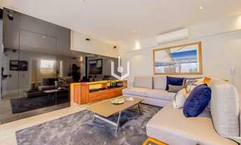 Imagem 4: Belíssima casa com 370m² sendo 03 suítes e 03 vagas de garagem!