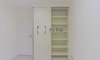 Imagem 2: Apartamento com 2 quartos (sem suíte), 2 banheiros, 1 vaga de garagem e elevador