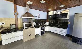 Imagem 5: Linda casa com 300 m² de área construída e 660m² de terreno, próximo ao canal de Jardim da