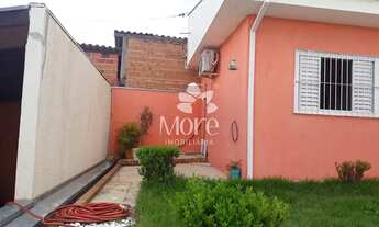 Imagem 7: VENDA de Linda Casa, 2 Quartos, Cozinha Planejada, Lavanderia e Quintal com Churrasqueira