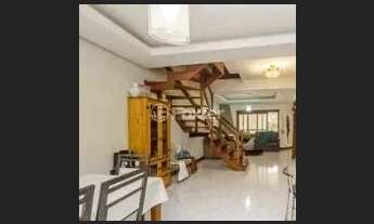 Imagem 4: Sobrado para venda possui 222 metros quadrados com 3 quartos em Ipanema - Porto Alegre - R