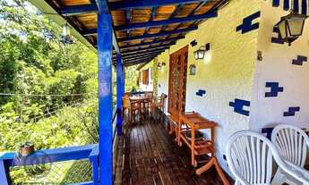 Imagem 2: Casa Encantadora para Venda na Posse - Conforto e Natureza em Harmonia