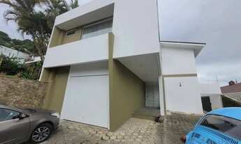 Imagem 2: CASA TÉRREA - CENTRO - SC