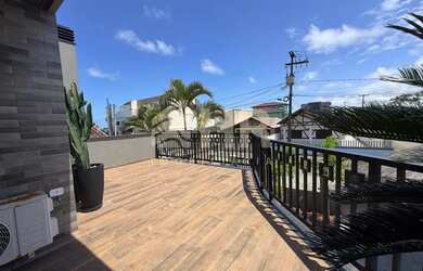 Imagem 12: Sobrado com 05 suítes e 3 vagas de garagem Balneário Inajá Matinhos PR