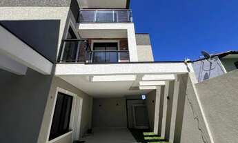 Imagem 2: Sobrado Triplex à venda, 3 quartos sendo 1 suíte, Novo Mundo Curitiba/PR