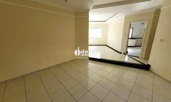 Imagem 6: Casa residencial com 3 quartos sendo 2 suítes disponível para locação no bairro Santa Môni