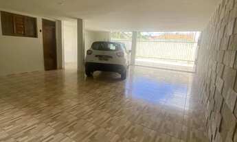 Imagem 4: Casa com 5 quartos e 5 vagas de garagem, prox ao centro da cidade