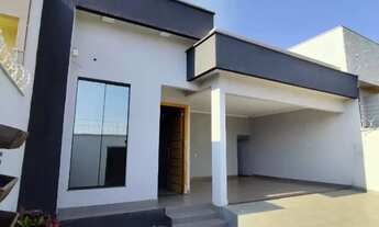 Imagem: Casa com Piscina 3 Quartos e 1 Suite, Semi-mobiliada