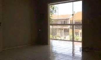 Imagem 4: Vende-se casa estilo sobrad, no formado de 2 residencias independentes, 4 quartos com 1 su