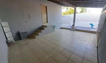 Imagem 2: Casa bem localizada, 2 andares, 16 cômodos - Dirceu