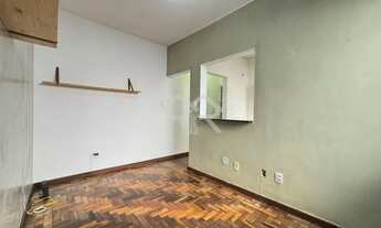 Imagem: Apartamento semimobiliado com 02 quartos