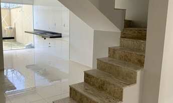 Imagem 7: Casa triplex para venda possui 150 metros quadrados com 4 quartos em - Eusébio - Ceará