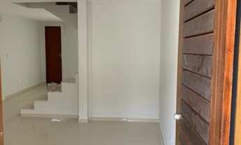 Imagem 3: Casa triplex para venda possui 150 metros quadrados com 4 quartos em - Eusébio - Ceará