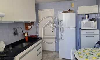 Imagem 4: Amplo apartamento com sala, 03 quartos , vaga. Junto as barcas, Plaza e UFF