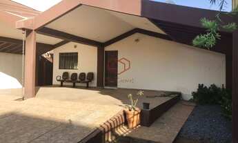 Imagem: Cuiabá - Casa Comercial - Araés